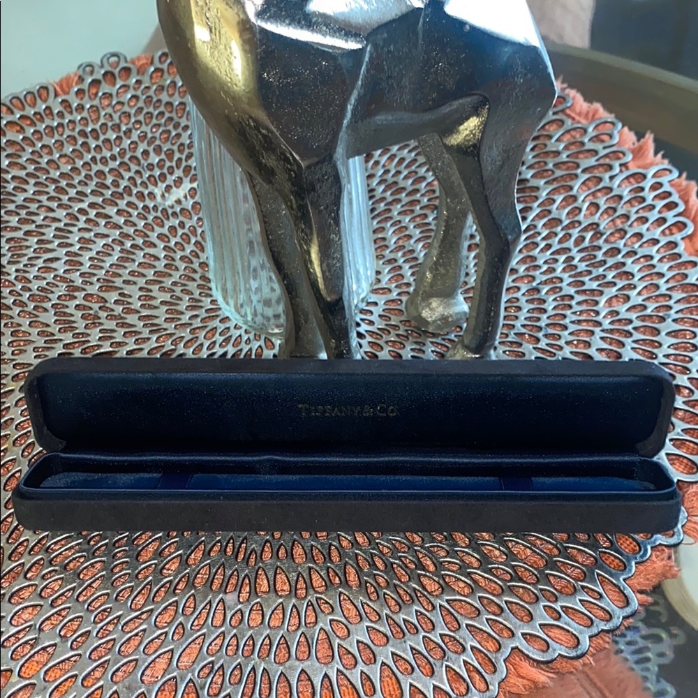 Tiffany & Co. Midnight Blue Velvet Necklace Box